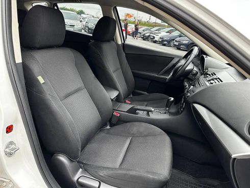 Mazda 3 2012 белый - фото 31