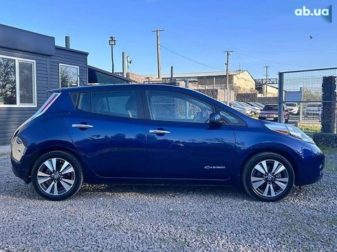 Nissan Leaf 2017 - фото 4