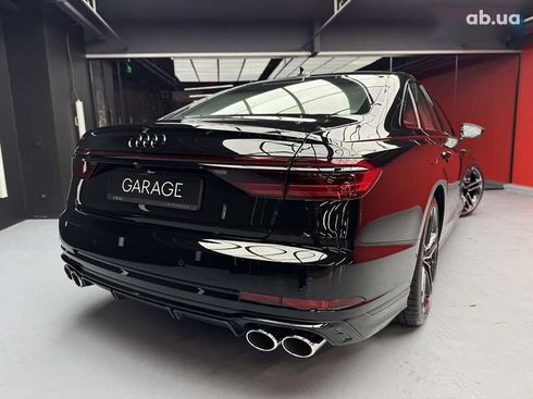Audi S8 2024 - фото 18