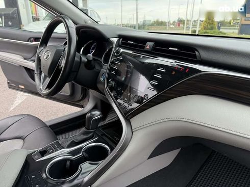 Toyota Camry 2019 - фото 28