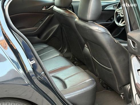 Mazda 3 2017 черный - фото 10