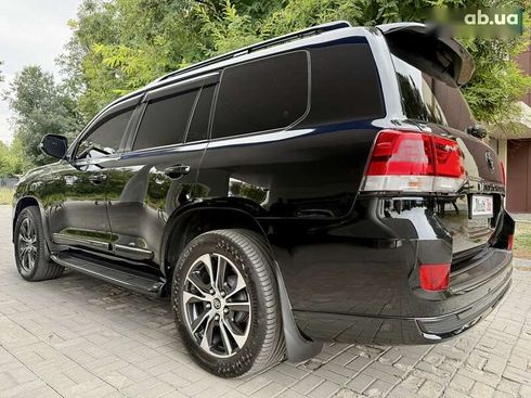 Toyota Land Cruiser 2020 - фото 21