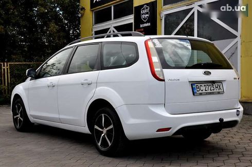Ford Focus 2010 - фото 12
