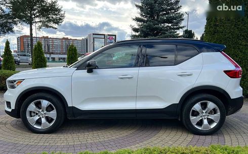 Volvo XC40 2022 - фото 4