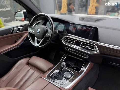 BMW X5 2018 - фото 23
