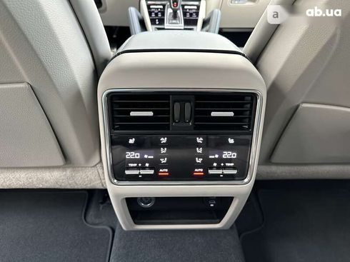 Porsche Cayenne 2022 - фото 24