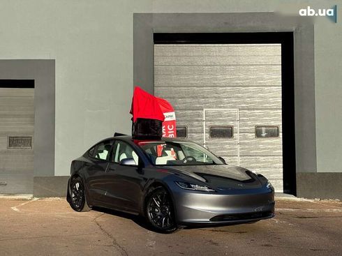 Tesla Model 3 2025 - фото 2