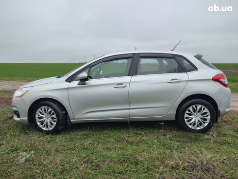 Citroёn C4 2013 серебристый - фото 9