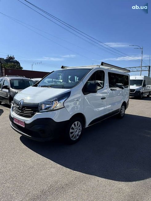 Renault Trafic 2018 - фото 4