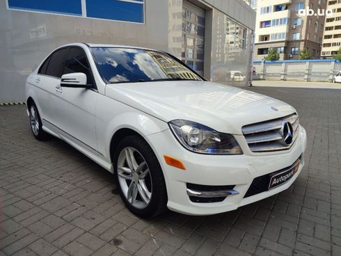 Mercedes-Benz C-Класс 2012 белый - фото 26