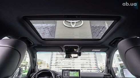 Toyota Land Cruiser 2023 - фото 28