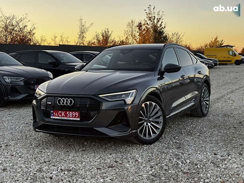Audi E-Tron 2021 - фото 9