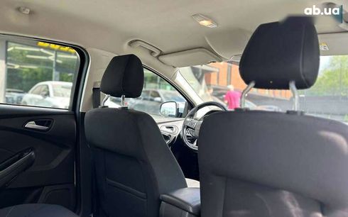 Ford Focus 2016 - фото 16