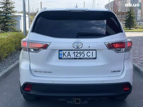 Toyota Highlander 2015 - фото 5