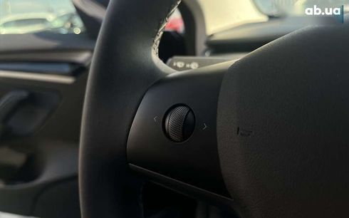 Tesla Model 3 2021 - фото 12