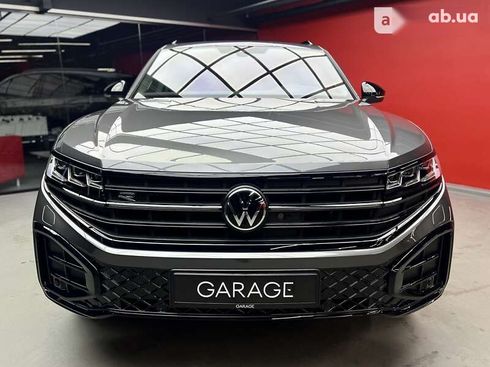 Volkswagen Touareg 2023 - фото 3