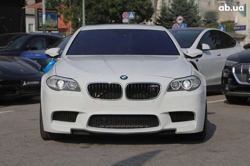 BMW M5 2012 - фото 2