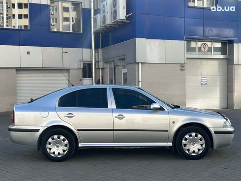 Skoda Octavia 2006 серый - фото 4