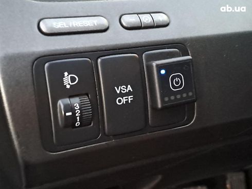 Honda Civic 2007 красный - фото 16