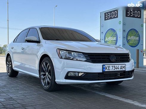 Volkswagen Passat 2018 - фото 2