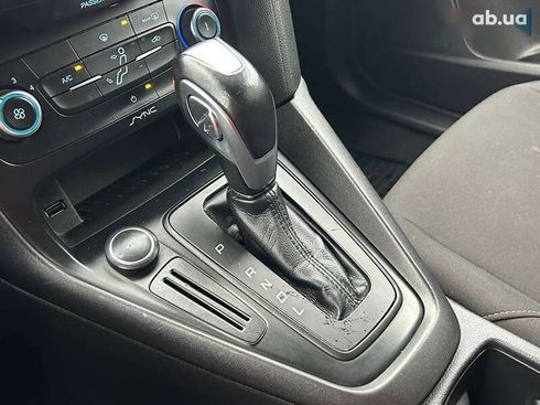Ford Focus 2015 - фото 24