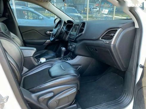 Jeep Cherokee 2018 - фото 18