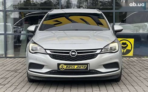Opel Astra 2018 - фото 2