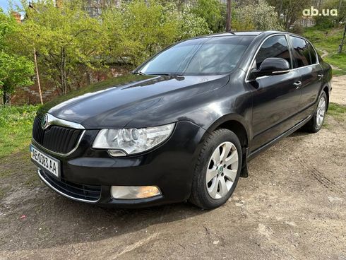 Skoda Superb 2011 черный - фото 8