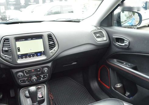 Jeep Compass 2019 - фото 12