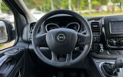 Opel Vivaro 2016 - фото 14
