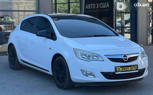 Opel Astra 2010 - фото 3