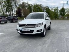 Продаж вживаних Volkswagen Tiguan 2015 року - купити на Автобазарі