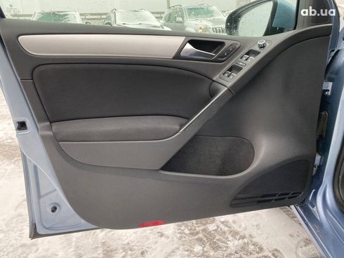 Volkswagen Golf 2010 синий - фото 6