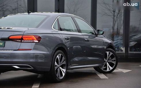 Volkswagen Passat 2021 - фото 13