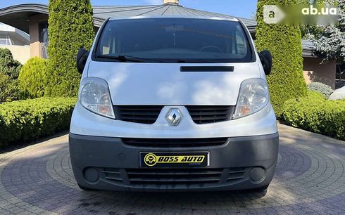 Renault Trafic 2012 - фото 2