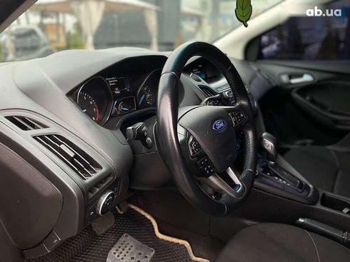 Ford Focus 2018 - фото 18