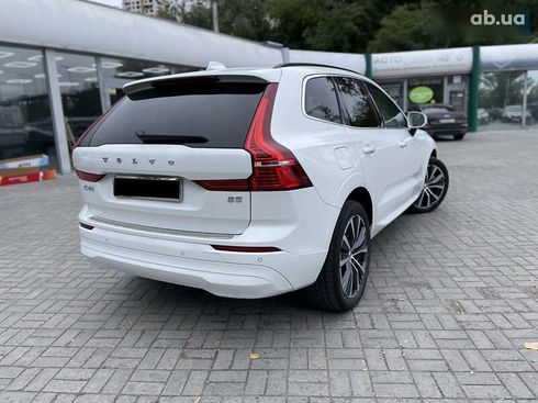 Volvo XC60 2022 - фото 4