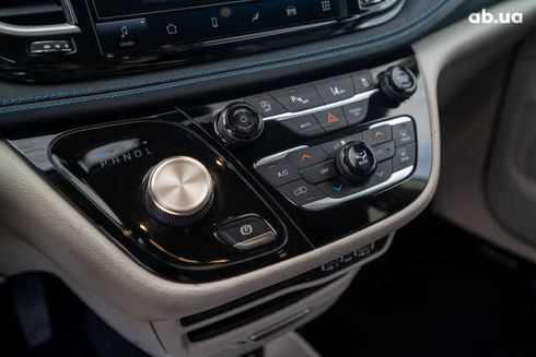 Chrysler Pacifica 2021 - фото 5