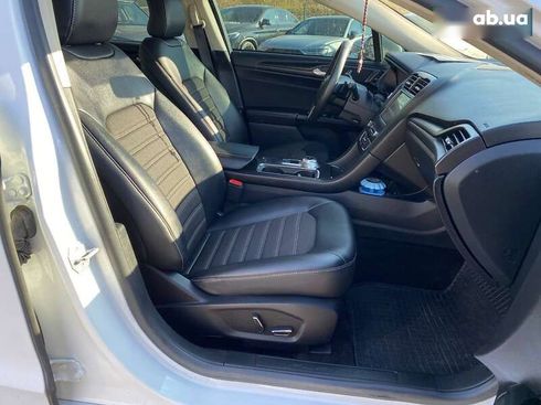 Ford Fusion 2017 - фото 24