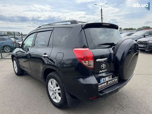 Toyota RAV4 2006 - фото 9