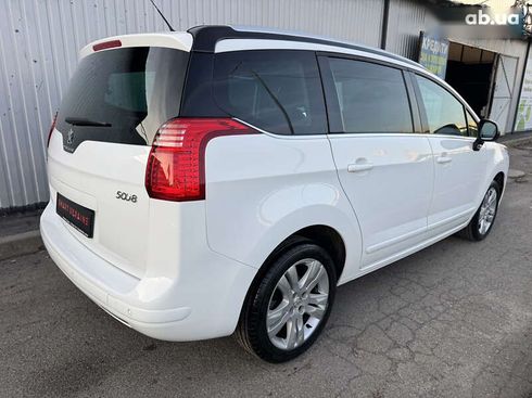 Peugeot 5008 2016 - фото 8