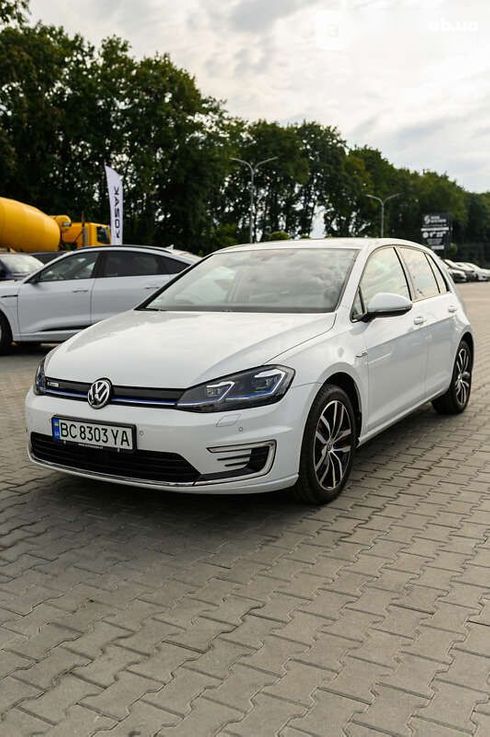 Volkswagen e-Golf 2019 - фото 2