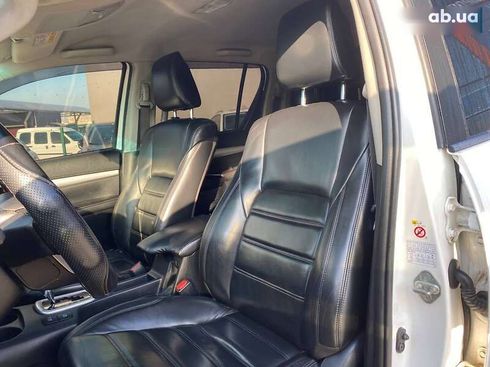 Toyota Hilux 2016 - фото 20