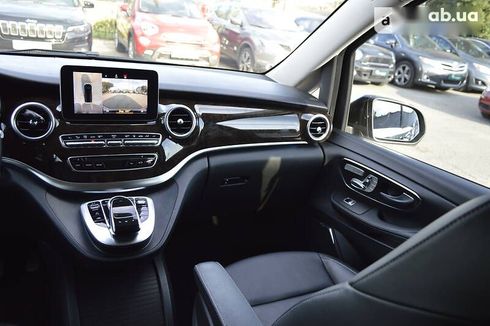 Mercedes-Benz V-Class 2016 - фото 25