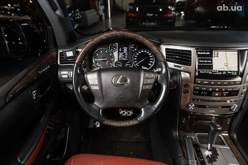 Lexus LX 2015 - фото 25