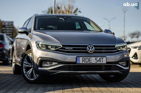 Volkswagen passat alltrack 2020 - фото 4