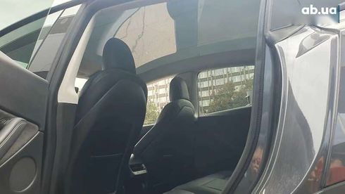 Tesla Model Y 2021 - фото 30