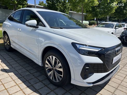 Audi Q4 Sportback e-tron 2023 - фото 9