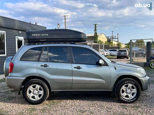 Toyota RAV4 2005 - фото 4
