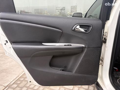Dodge Journey 2014 белый - фото 34
